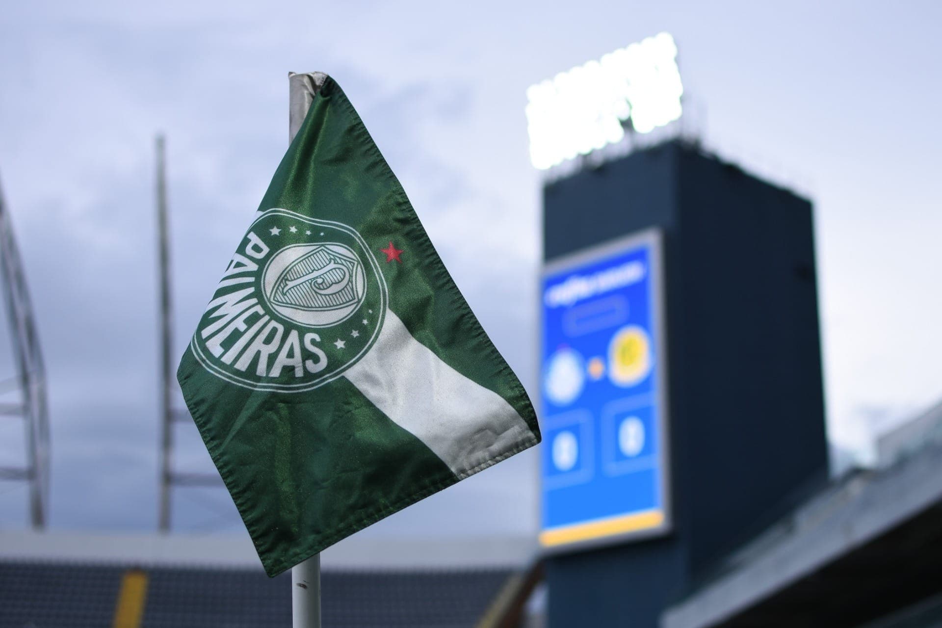 Palmeiras encara o Mirassol na Arena Barueri
