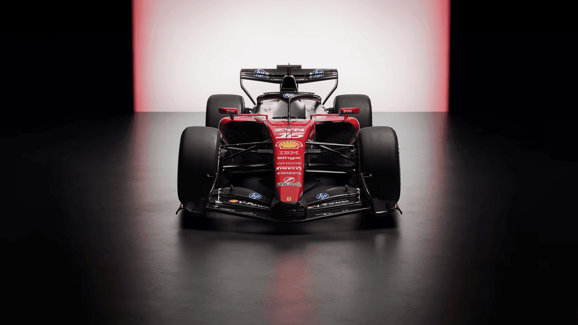 F1: Ferrari apresenta SF-26 com pintura histórica para temporada de 2026