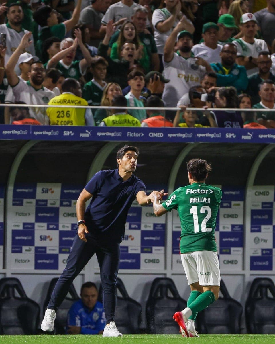 Khellven fez o terceiro do Palmeiras contra o São Paulo