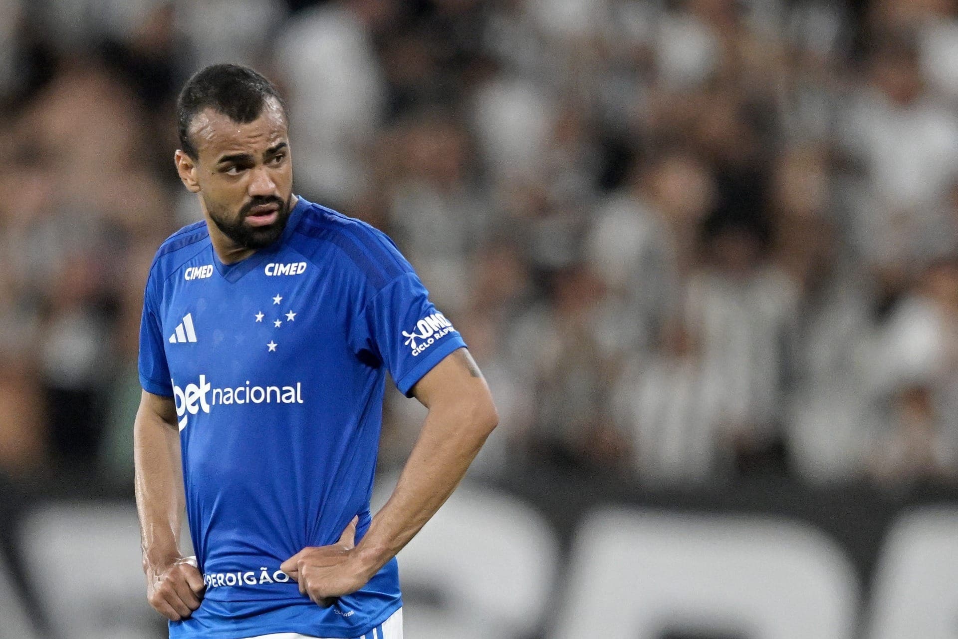 Fabrício Bruno, zagueiro do Cruzeiro, lamentou a má-fase do time celeste