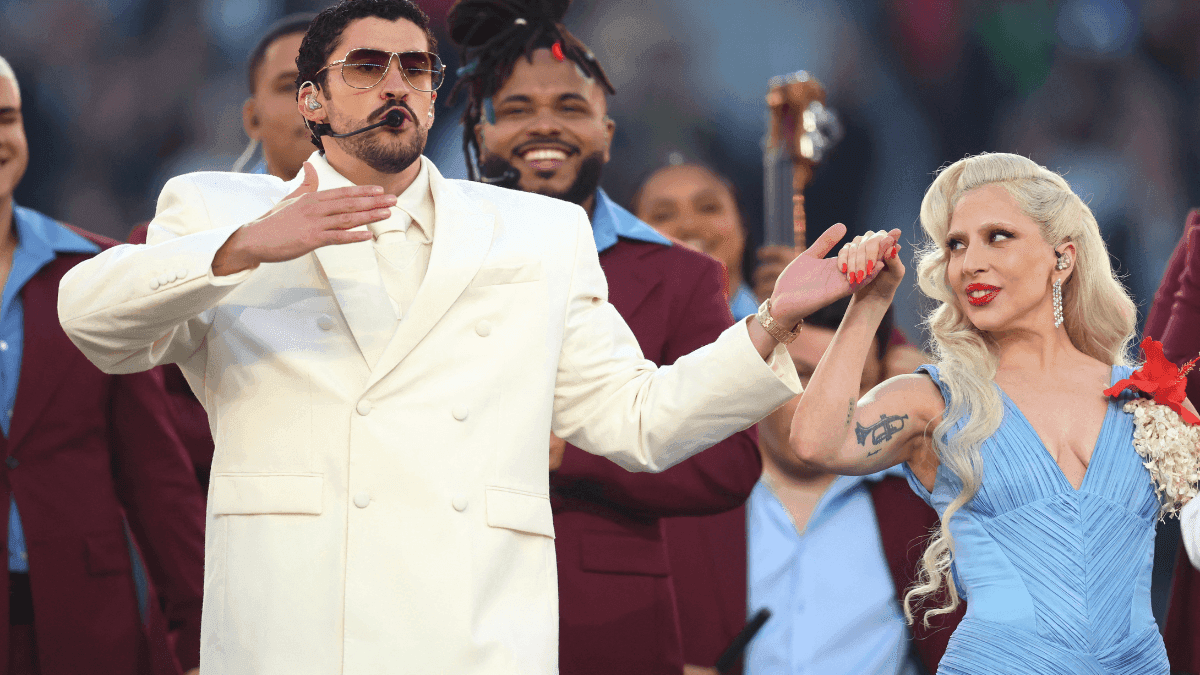 Bad Bunny canta com Lady Gaga no Super Bowl 2026