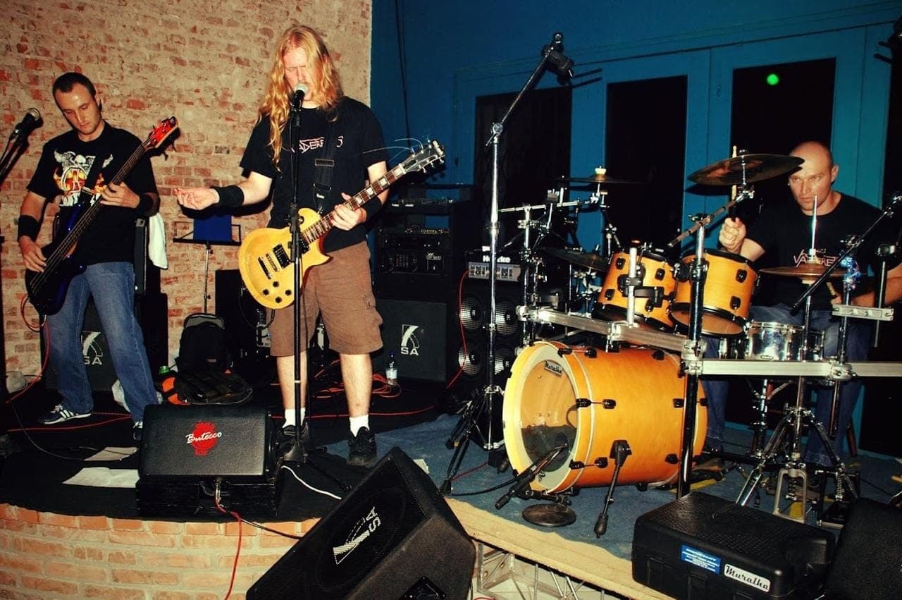 Integrantes se afastaram com o passar dos anos, mas ainda se encontram para relembrar histórias