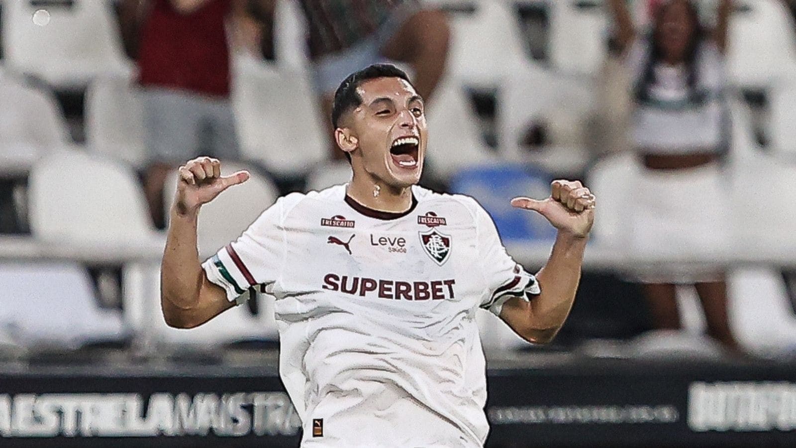 Serna, autor do gol da vitória do Fluminense sobre o Vasco