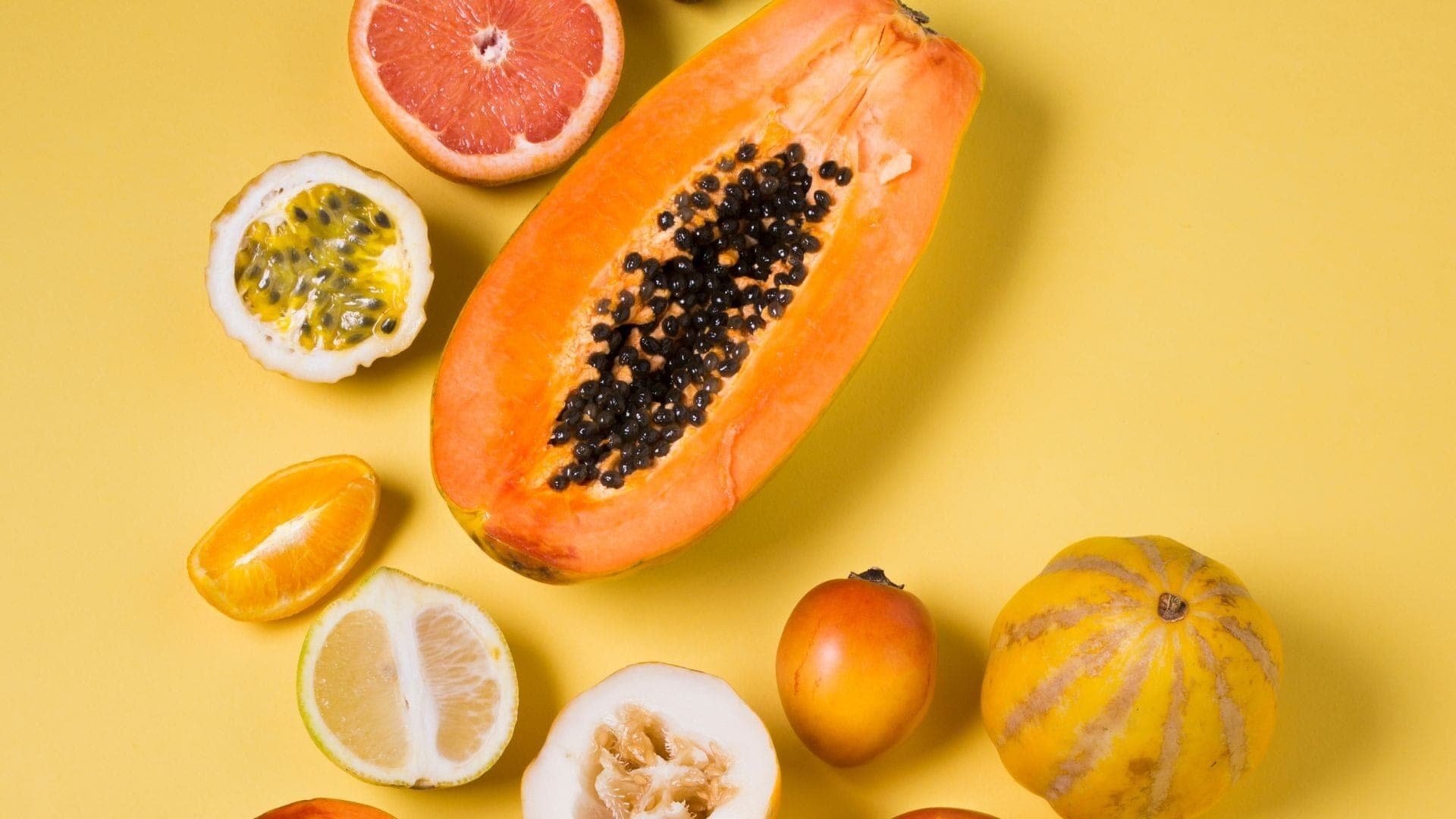 Frutas tropicais e legumes diversos são da safra de março