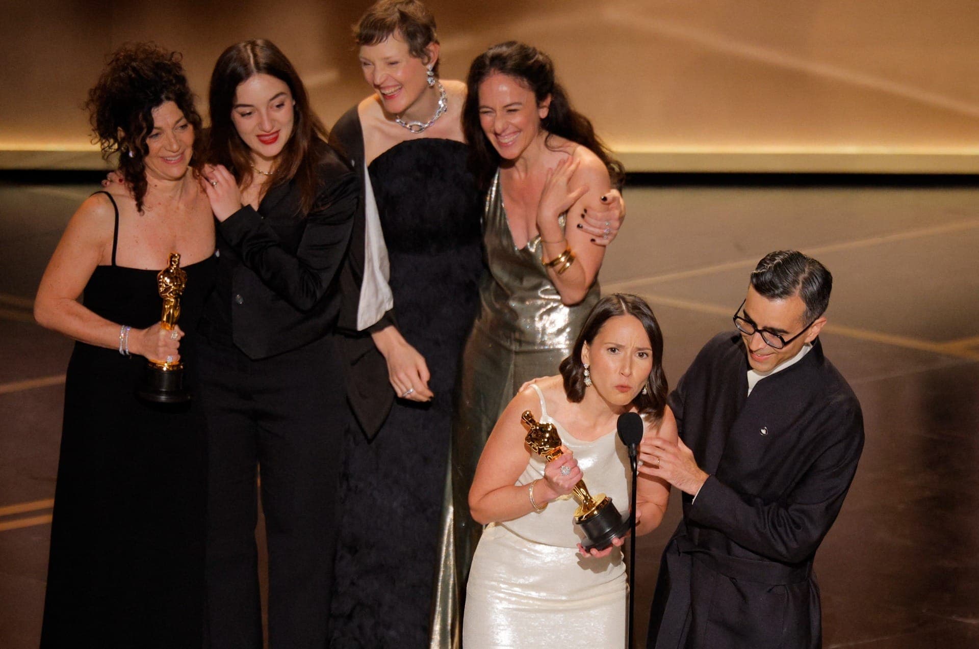 "Two People Exchanging Saliva" ganha Oscar de Melhor Curta em Live Action; categoria teve empate