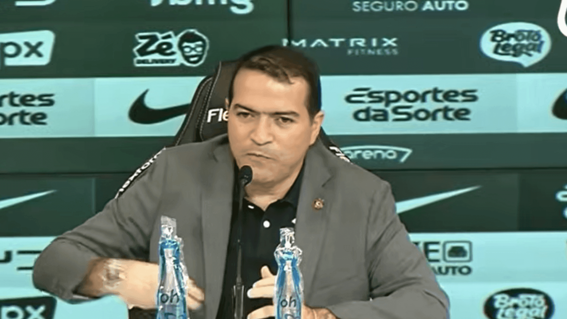 Marcelo Paz critica arbitragem de Corinthians x Flamengo