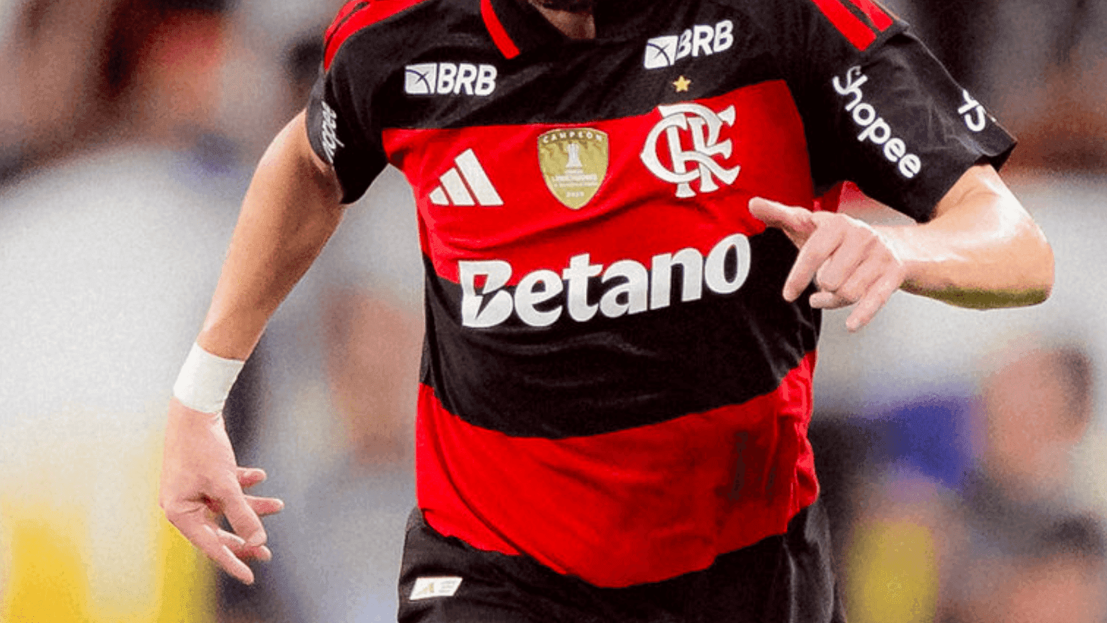 Camisa do Flamengo é a mais valiosa do Brasil em valor arrecado com patrocínios