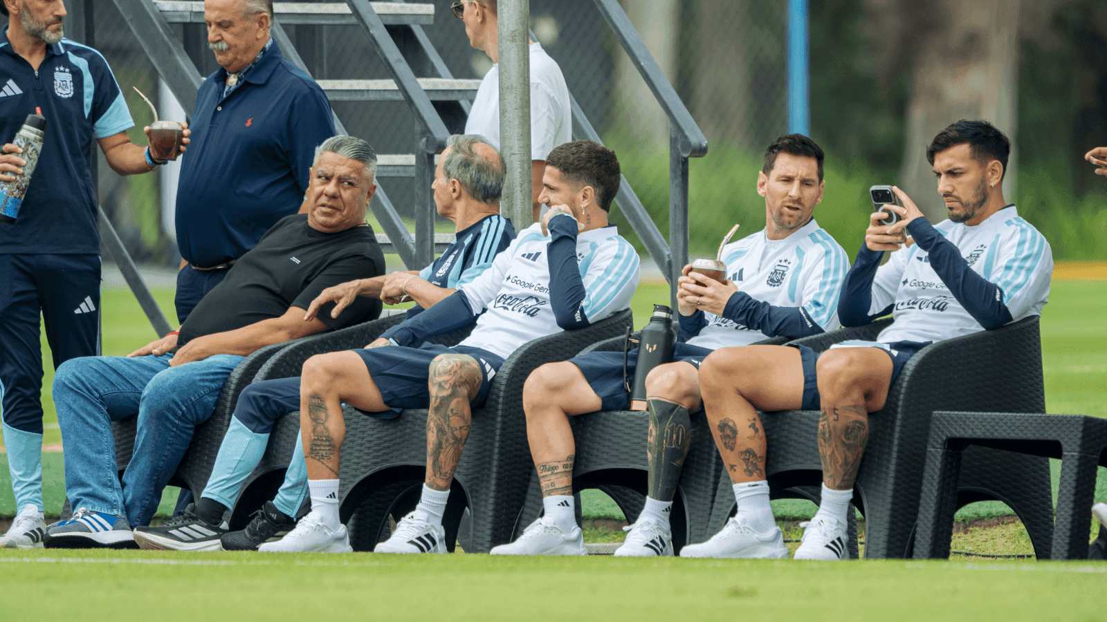 Messi durante preparação para jogo contra Mauritânia