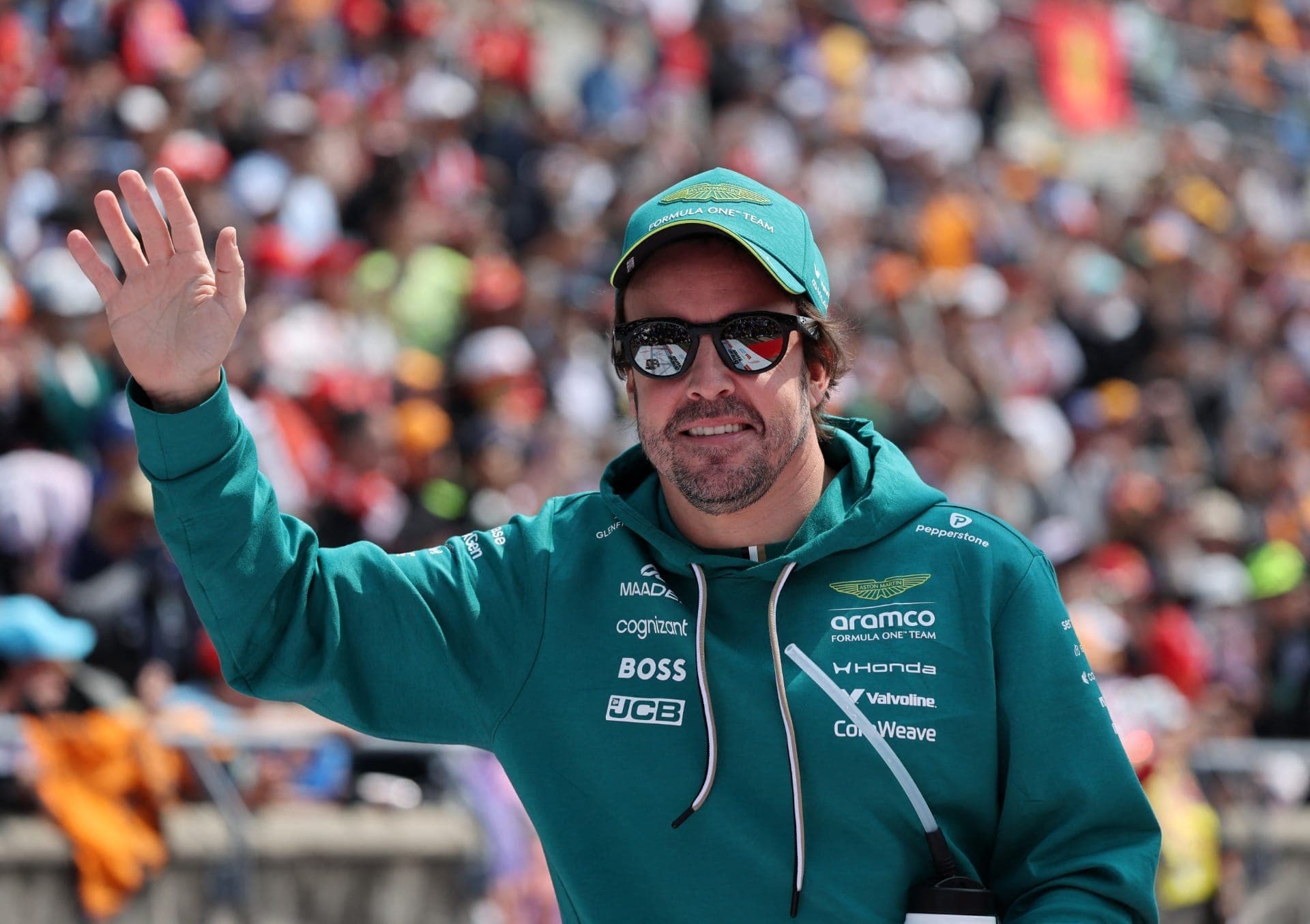 Alonso critica Fórmula 1 e vê corridas ‘não mais naturais’ em 2026