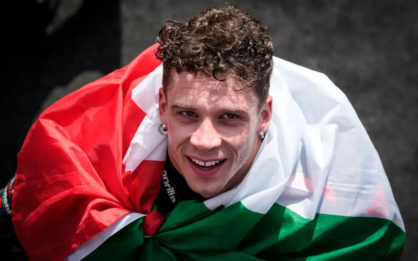 Marco Bezzecchi no pódio do GP dos Estados Unidos de MotoGP