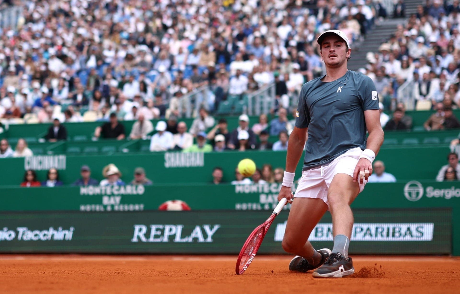 João Fonseca em duelo pelas quartas de final de Monte Carlo