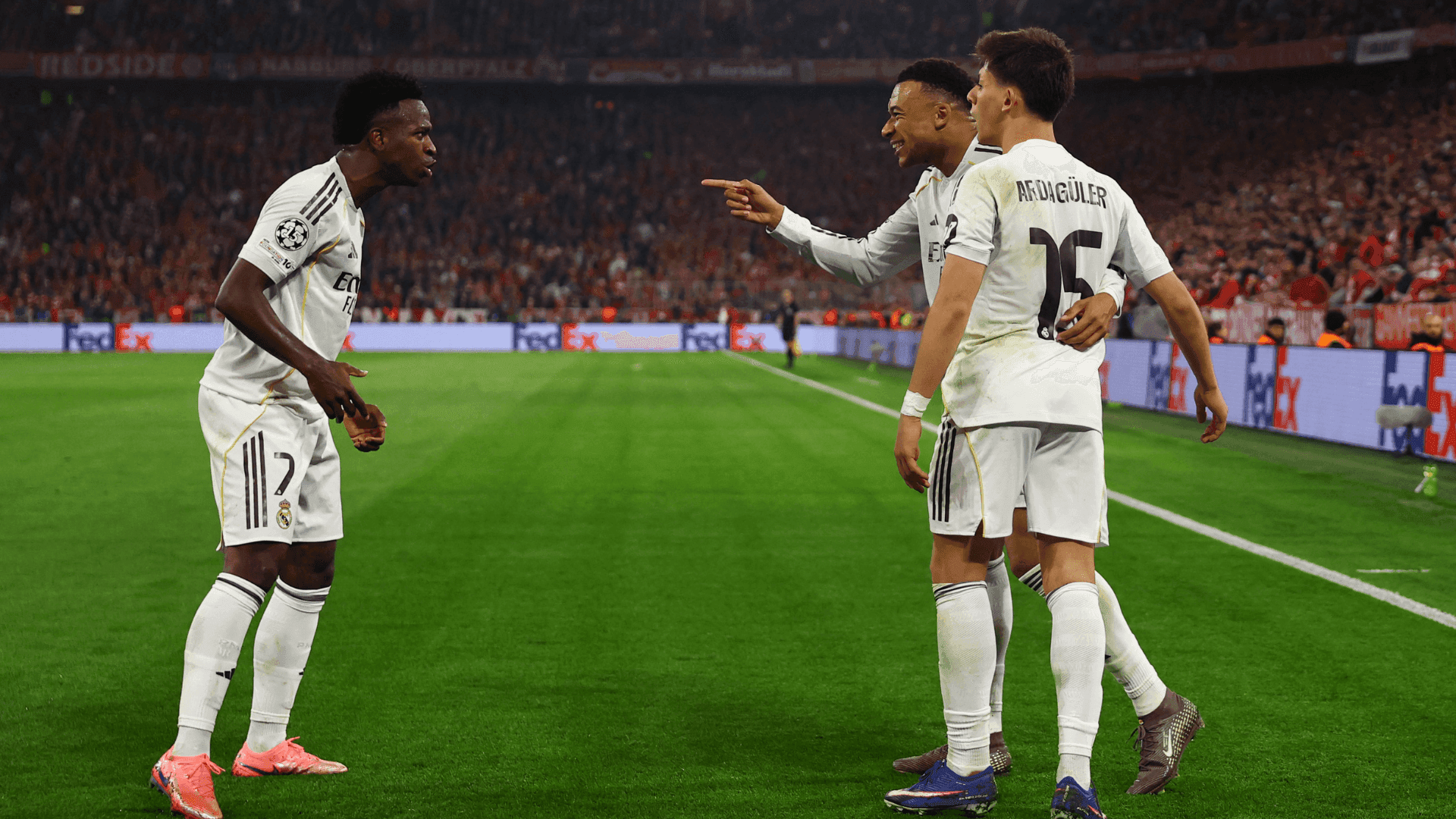 Mbappé faz 3 a 2 para Real Madrid em cima do Bayern de Munique