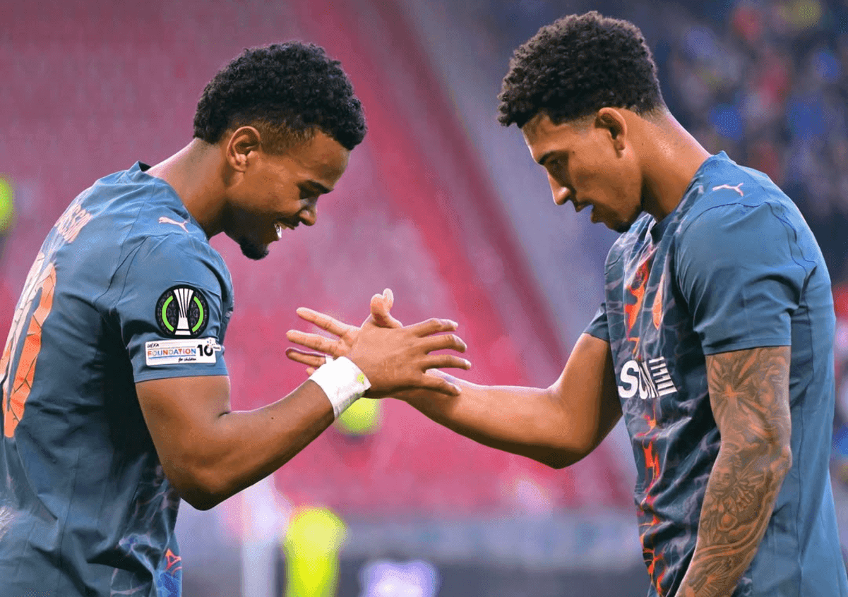 Alisson Santos e Kauã Elias comemoram classificação do Shakhtar