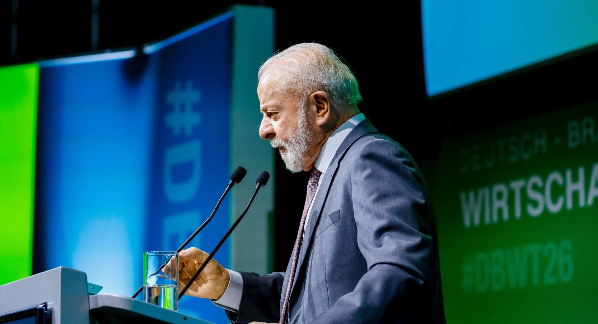 Lula anuncia aumento da mistura de etanol e biodiesel