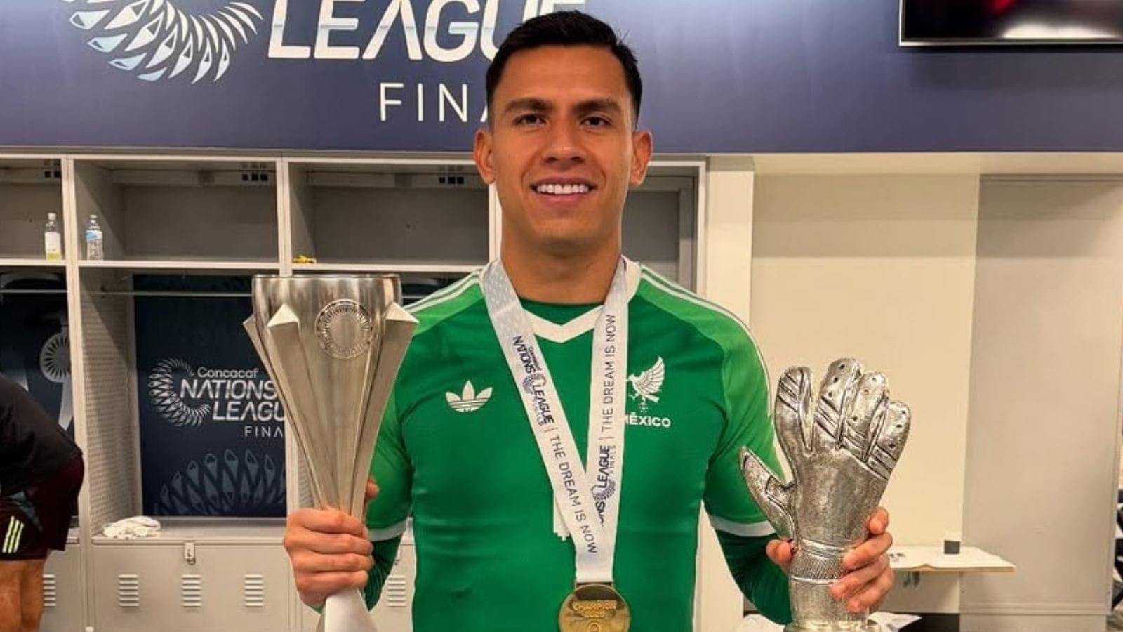 Luis Malagón (México) – Ruptura do tendão de Aquiles