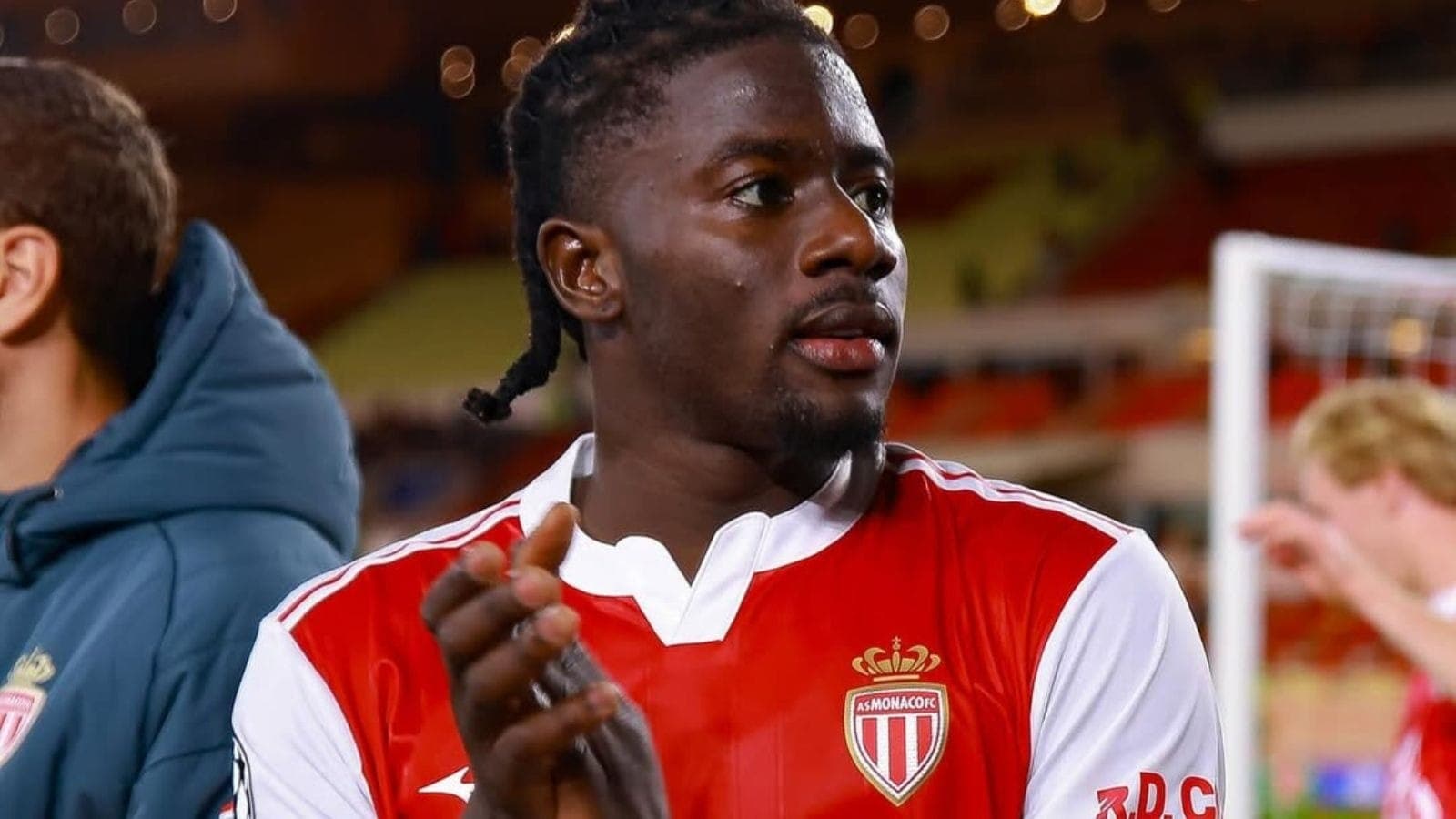 Salisu (Gana) – Ruptura do ligamento cruzado anterior do joelho esquerdo