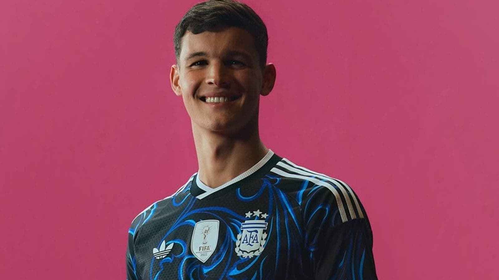 Valentín Carboni (Argentina) – Ruptura do ligamento cruzado anterior do joelho direito