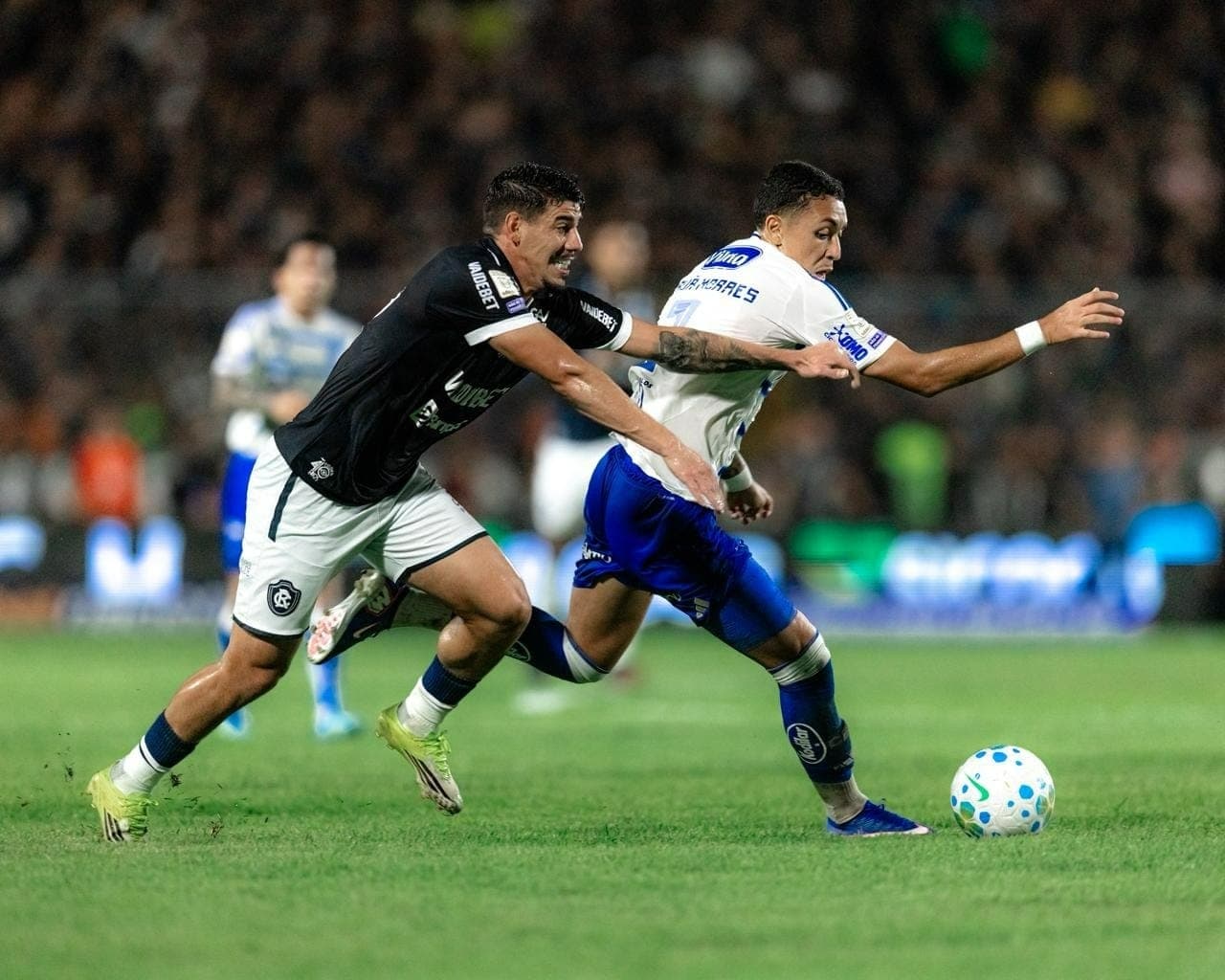 Cruzeiro venceu o remo fora de casa