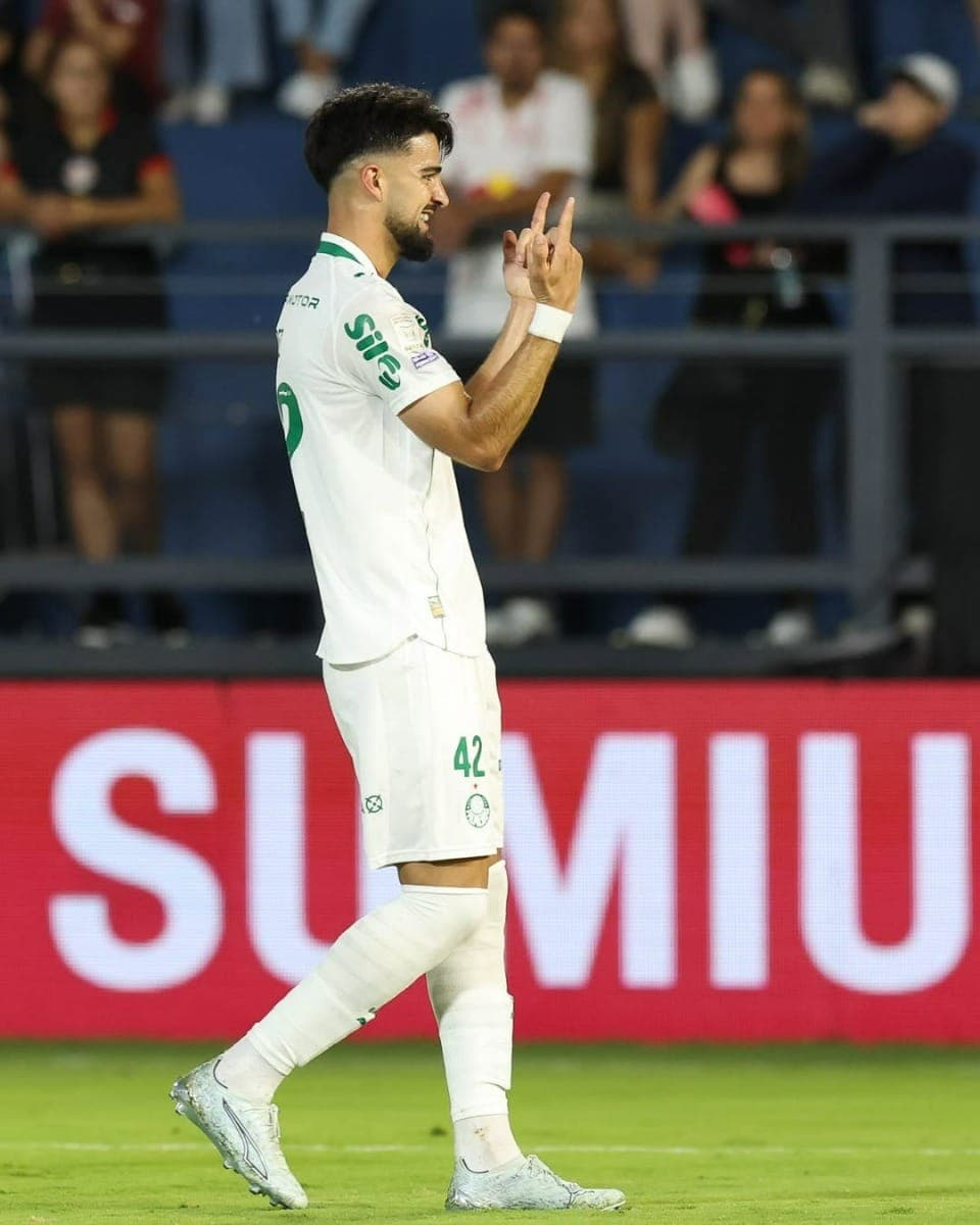 Flaco López comemora gol pelo Palmeiras
