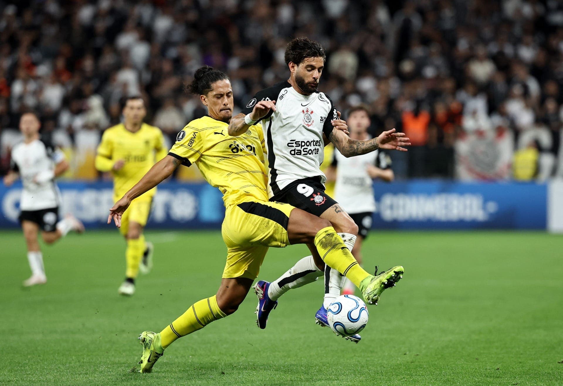 Corinthians vence o Peñarol pela Copa Libertadores