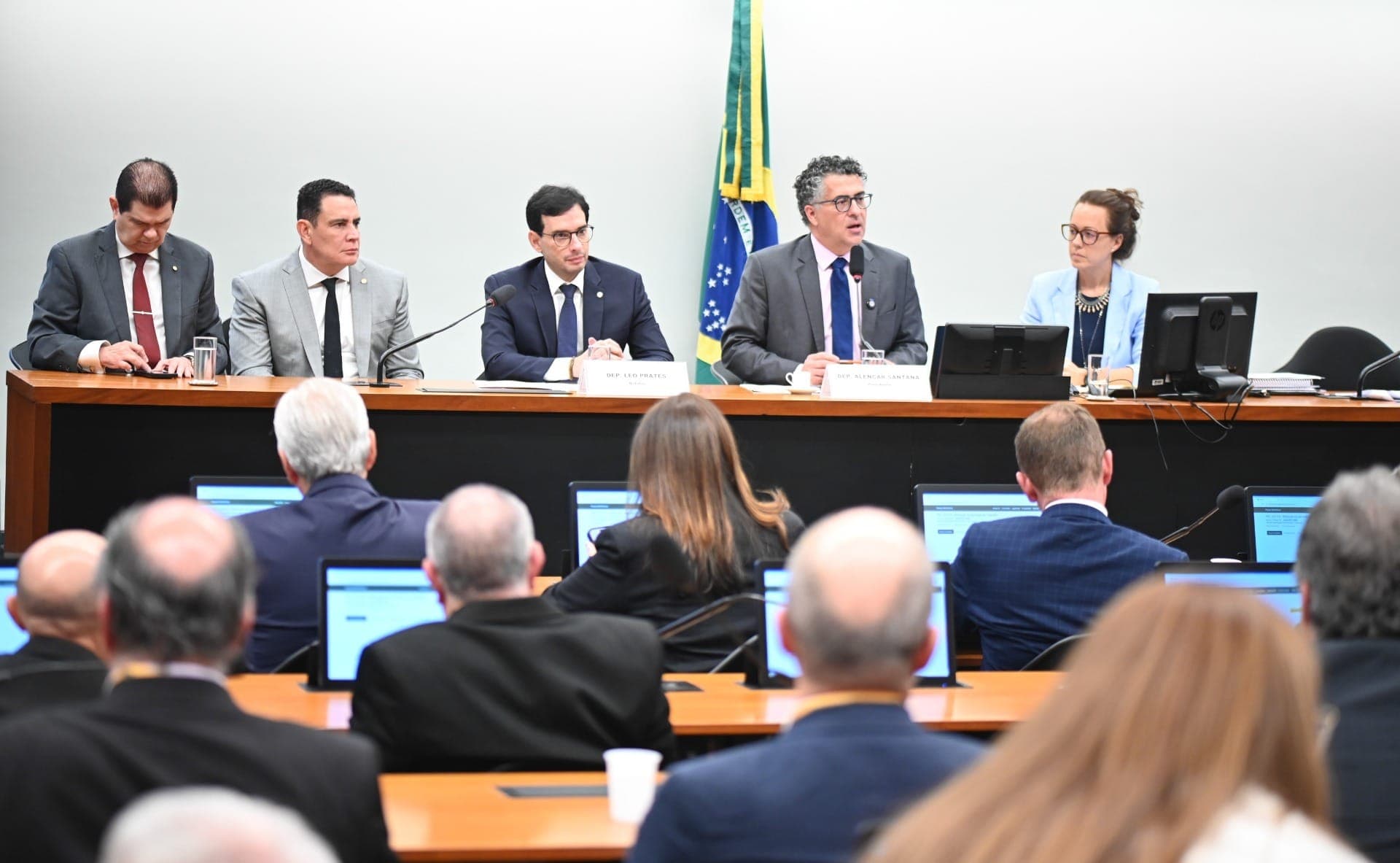 Comissão Especial sobre o Fim da Escala 6x1 na Câmara