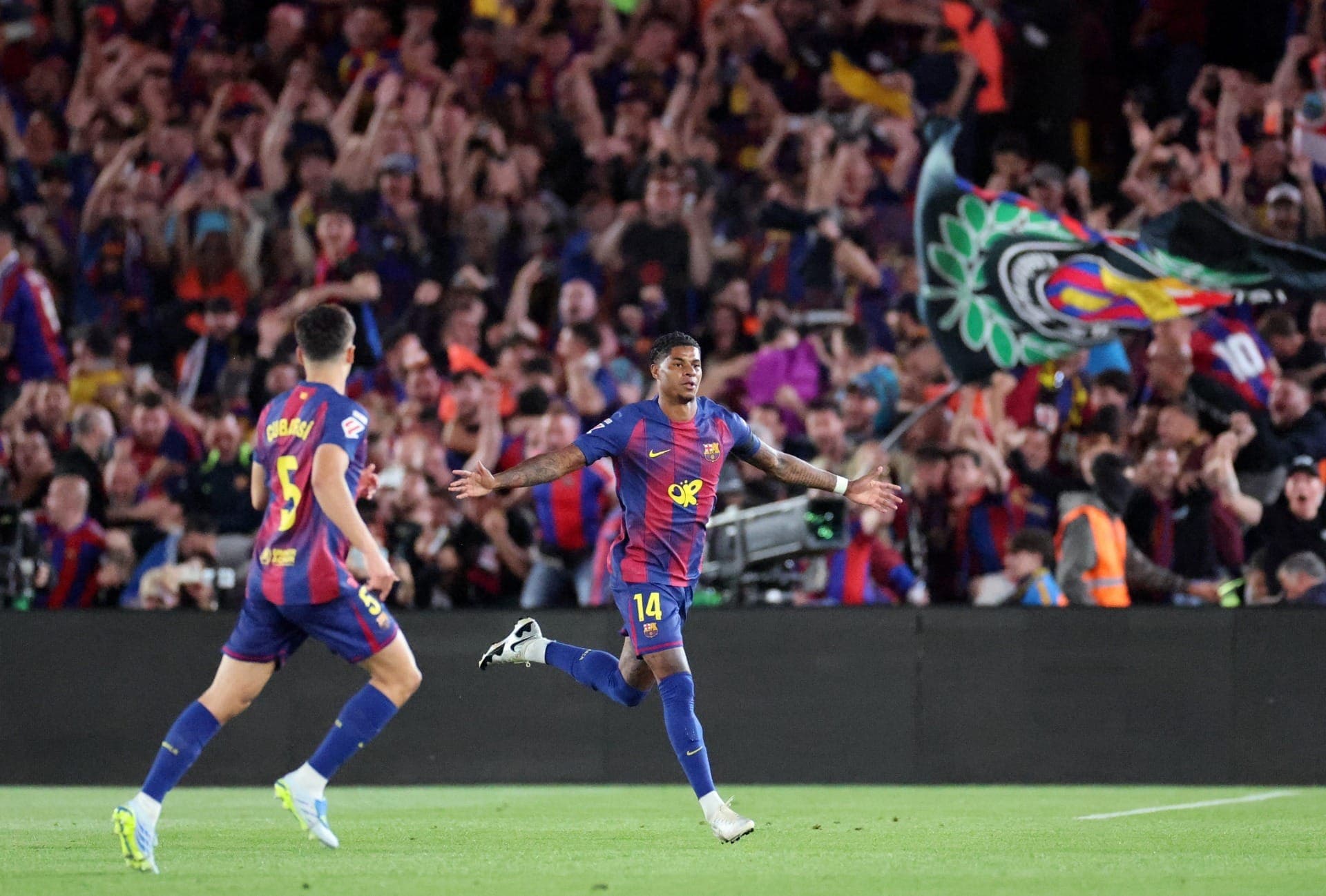 Rashford fez gol de falta