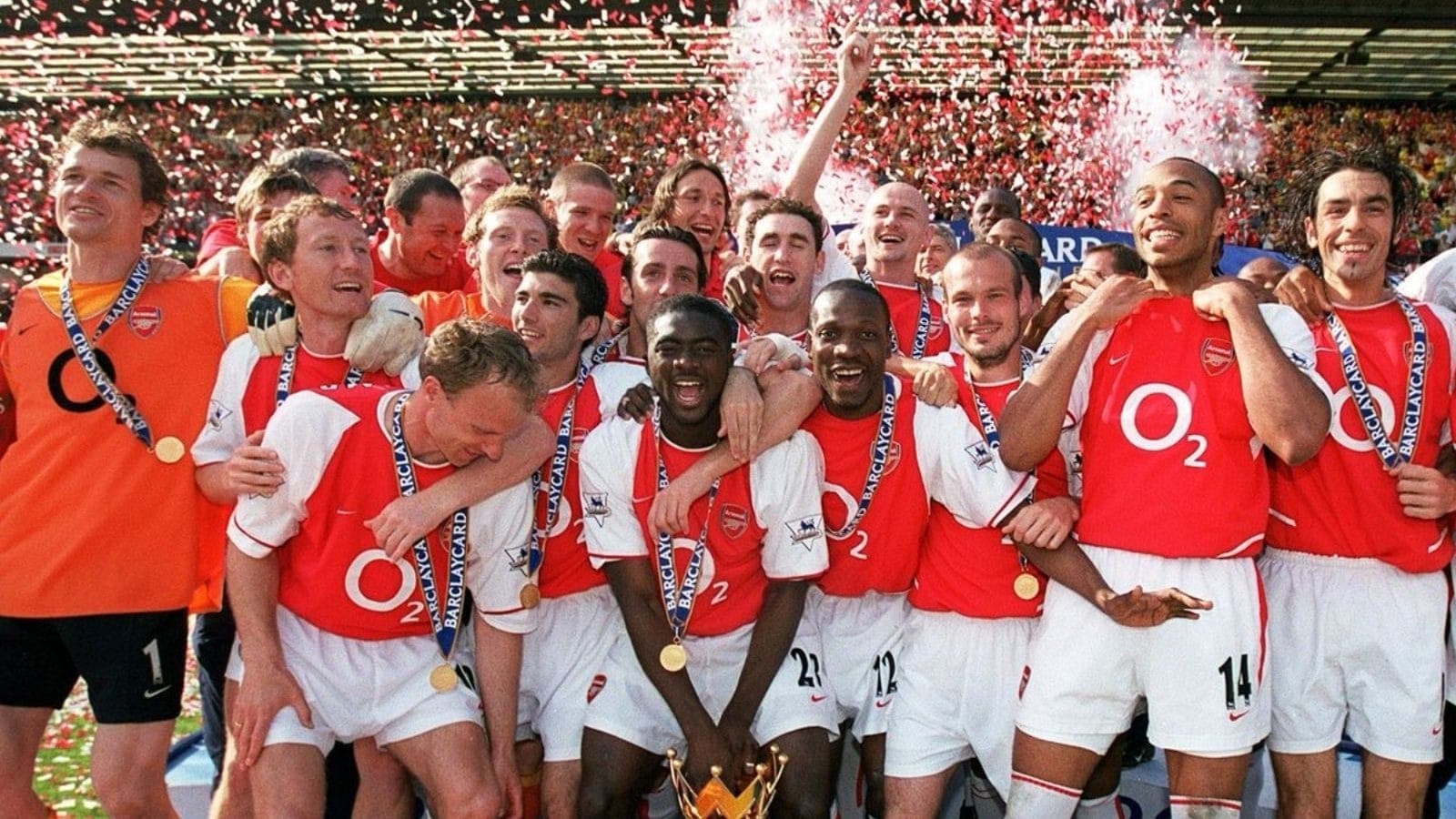 Os Invencíveis, elenco do Arsenal campeão em 2004