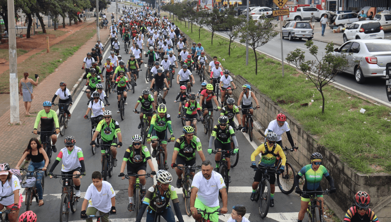 Passeio de bicicleta