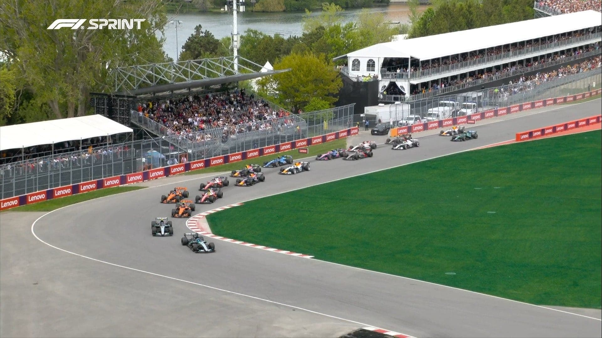 Largada da corrida sprint do GP do Canadá 2026