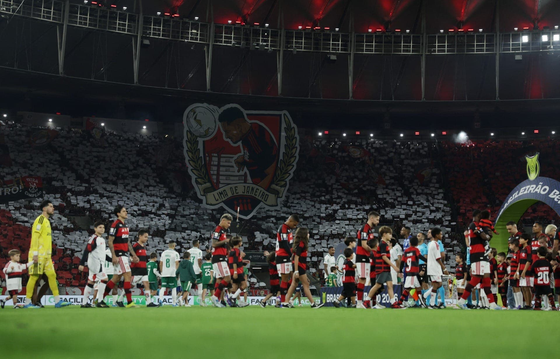 Torcida do Flamengo lembra Libertadores conquistada em cima do Palmeiras