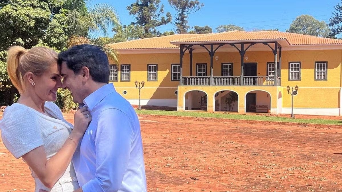 Ana Hickmann e Edu Guedes em nova mansão