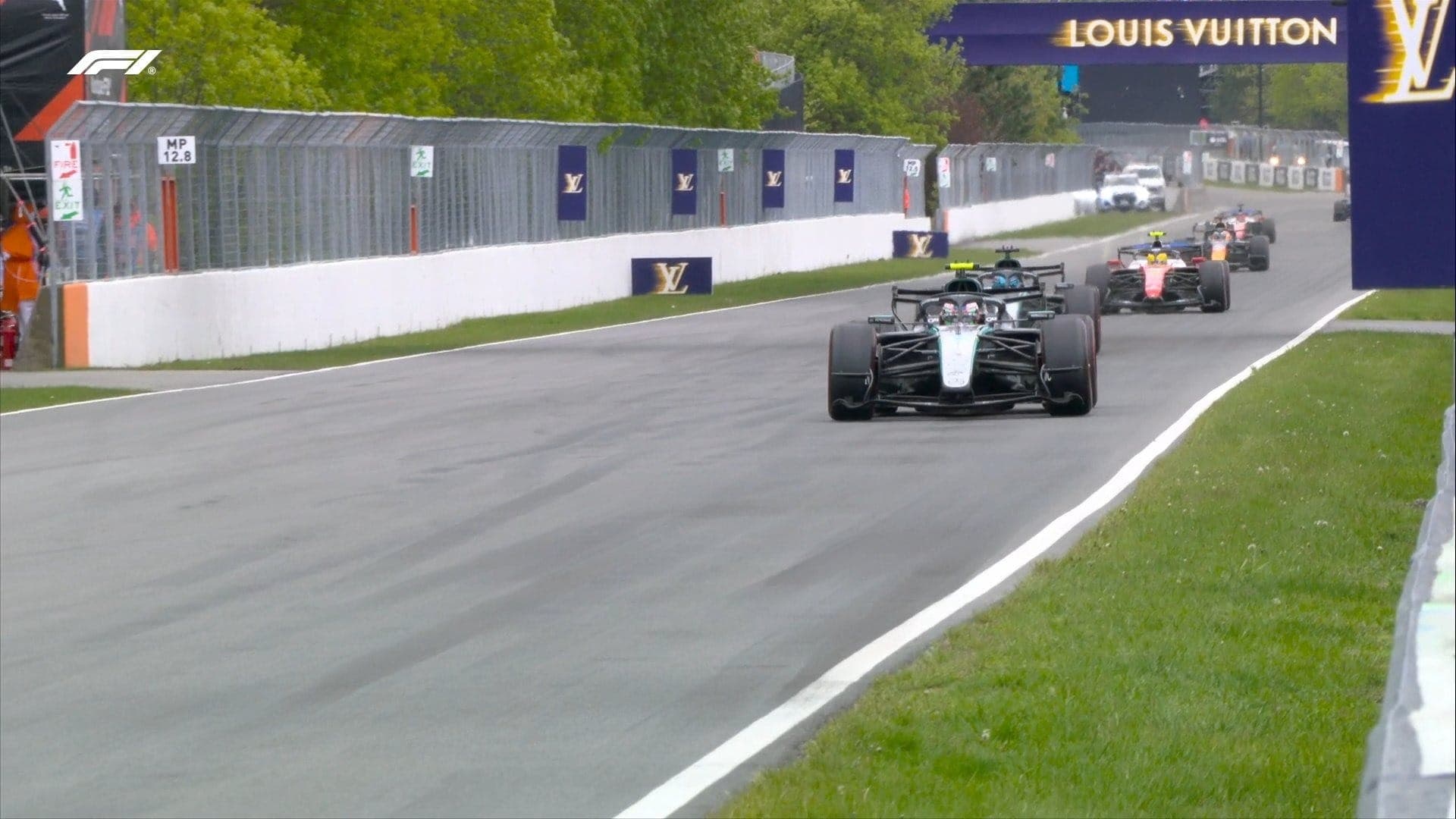 Kimi Antonelli (Mercedes) lidera o GP do Canadá 2026
