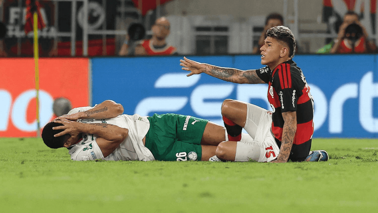 Murilo e Carrascal em jogo válido pelo Brasileirão