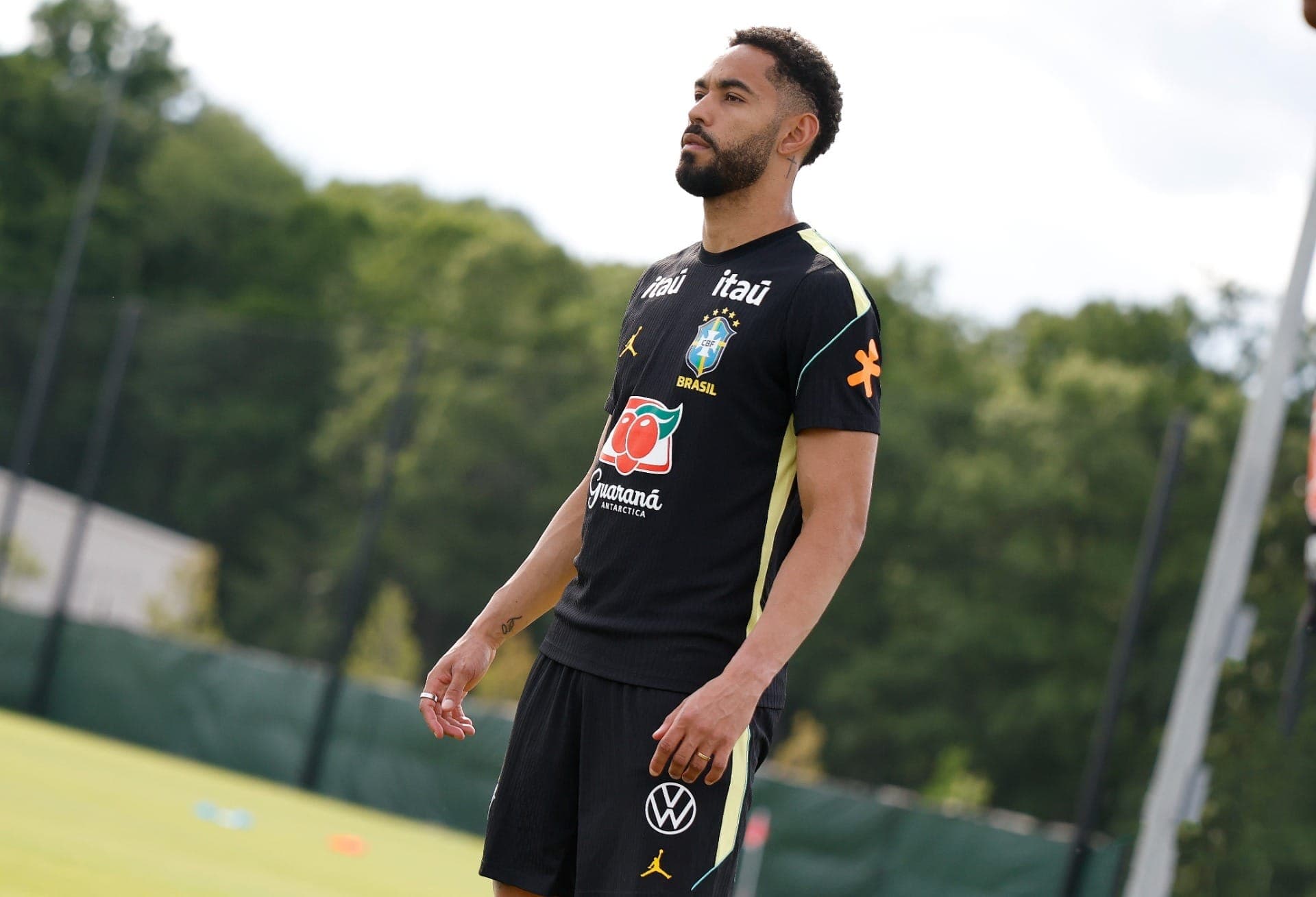 Seleção realiza primeiro treino nos EUA, de olho na estreia da Copa do Mundo