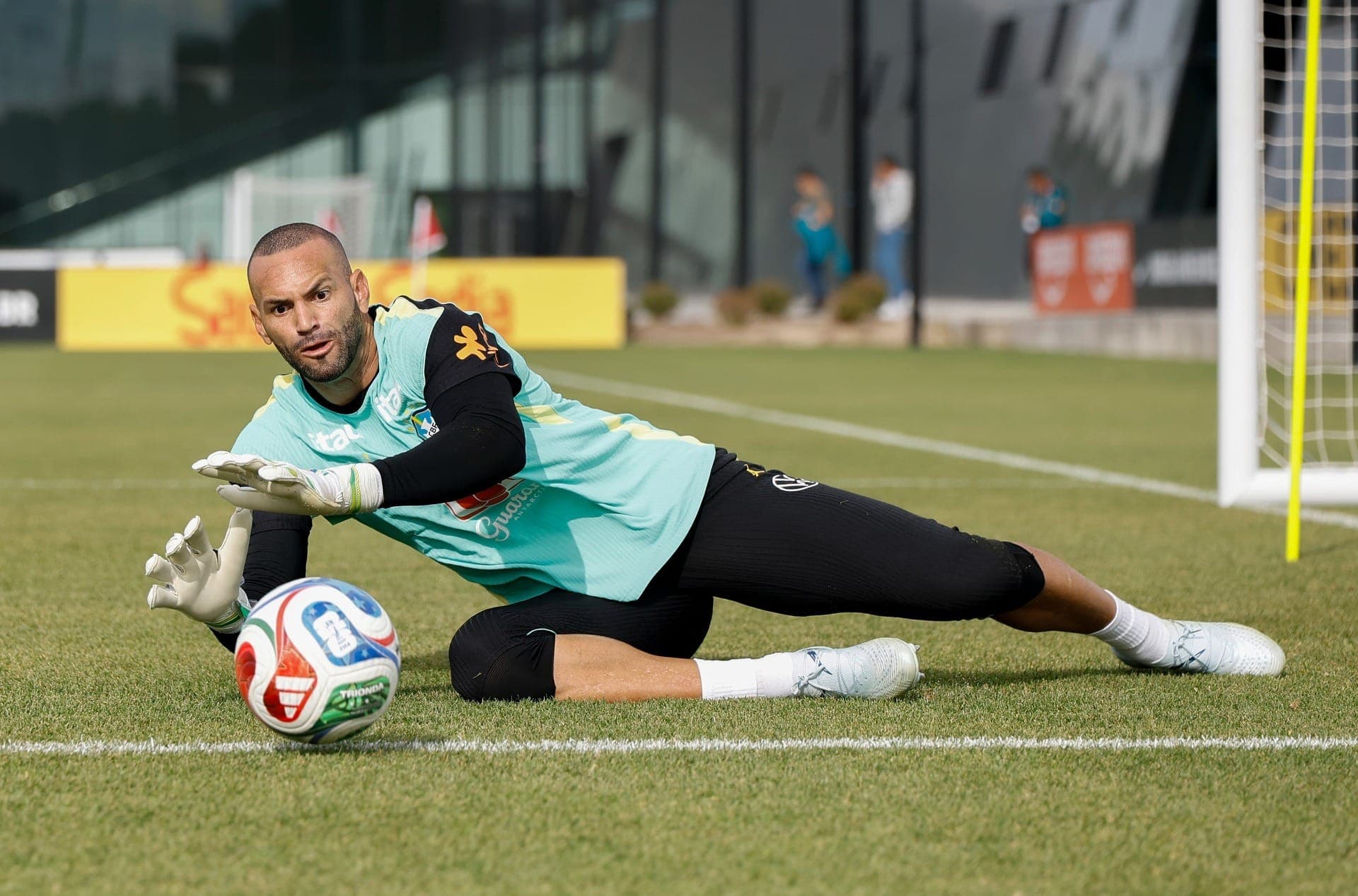 Seleção realiza primeiro treino nos EUA, de olho na estreia da Copa do Mundo