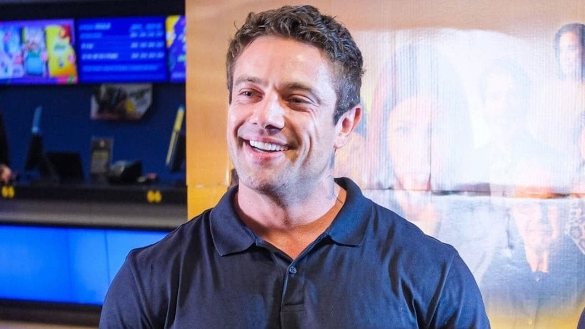 Rafael Cardoso em evento do filme "Sexo e Destino"