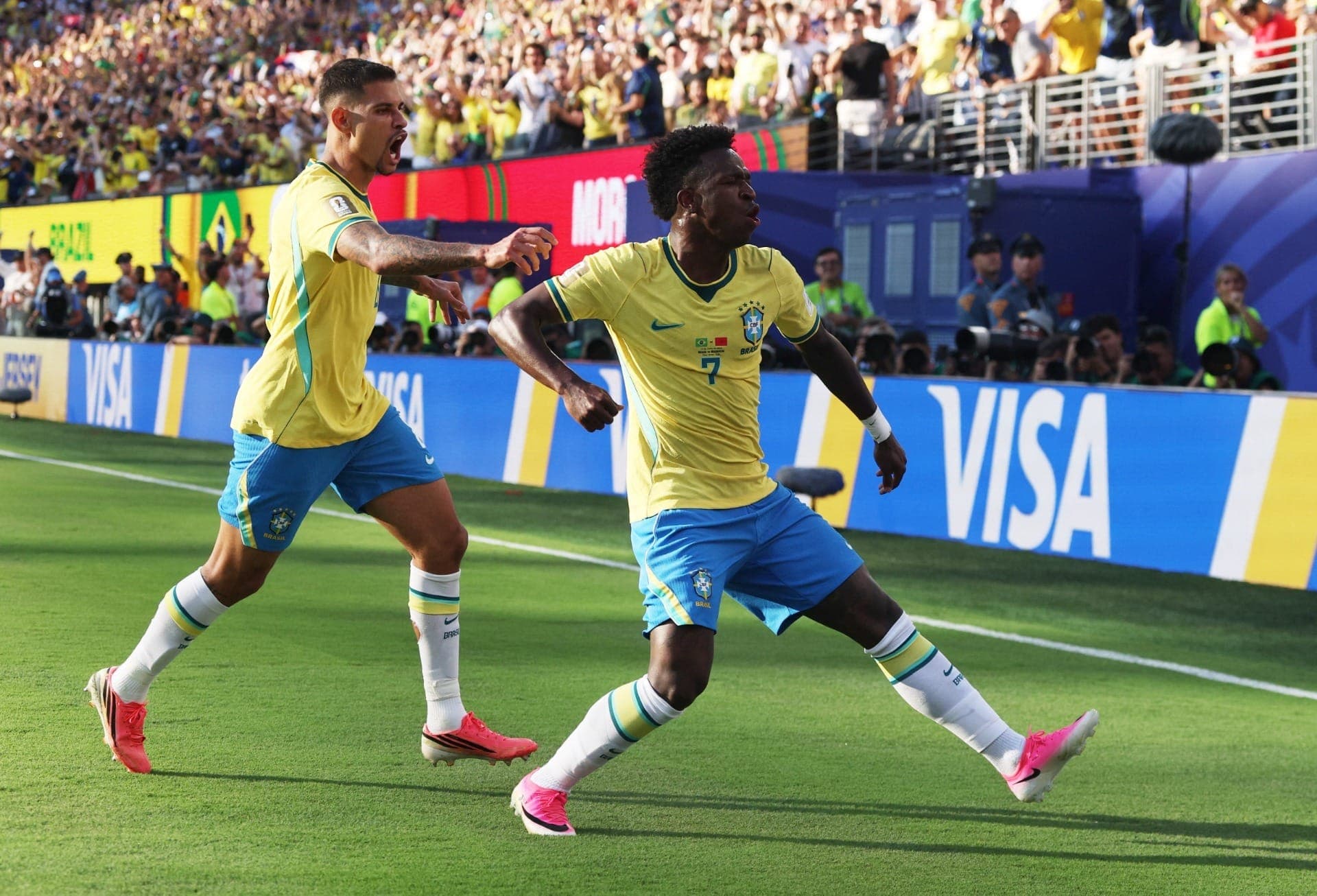Comemoração do gol de Vini Jr