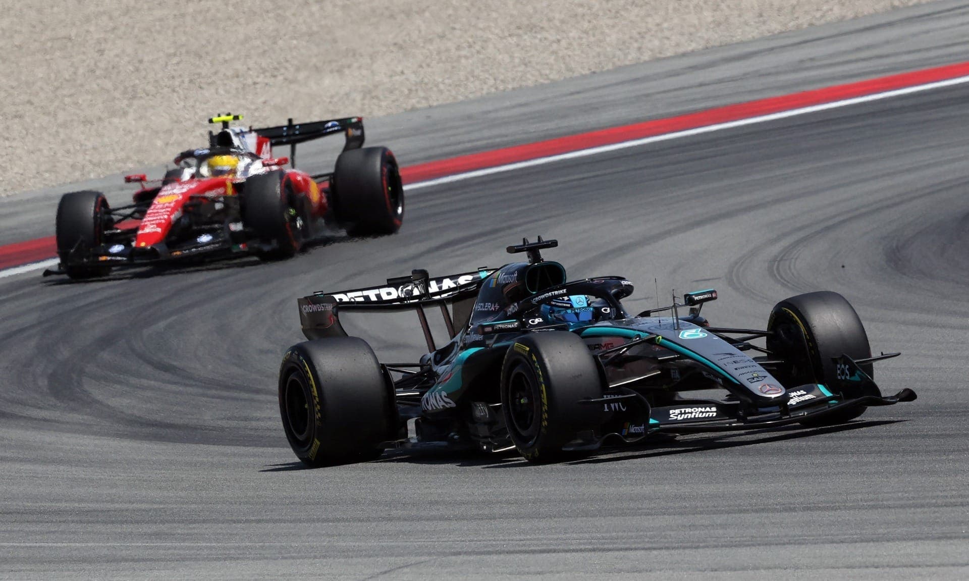 George Russell (Mercedes) no GP de Barcelona 2026
