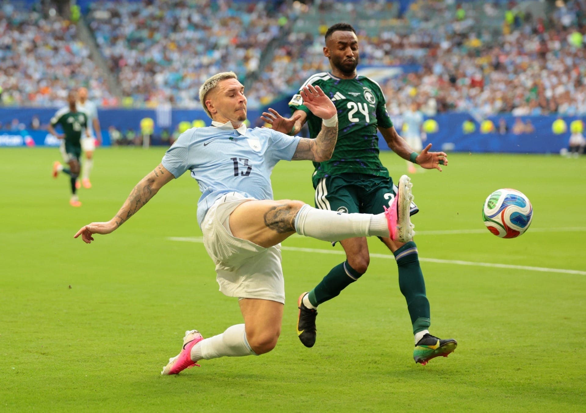 Uruguai e Arábia Saudita ficaram no empate na Copa do Mundo