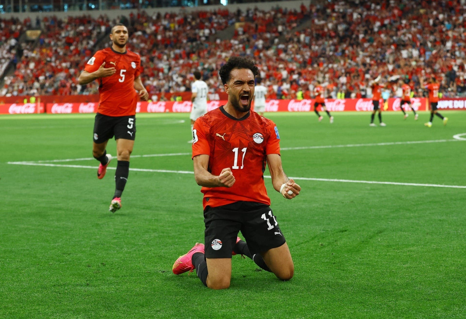 Mostafa Zico comemora gol de empate do Egito contra a Nova Zelândia