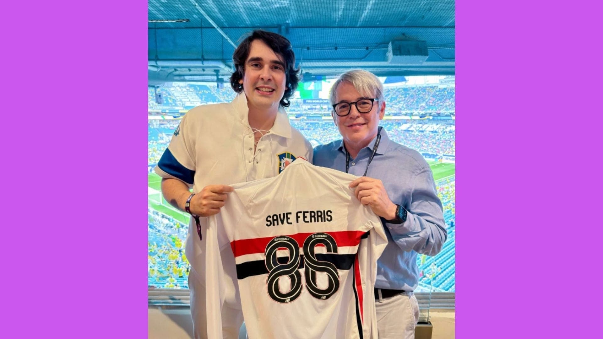 Diego Fernandes com Matthew Broderick que foi flagrado torcendo pelo Brasil na Copa do Mundo na partida contra a Escócia