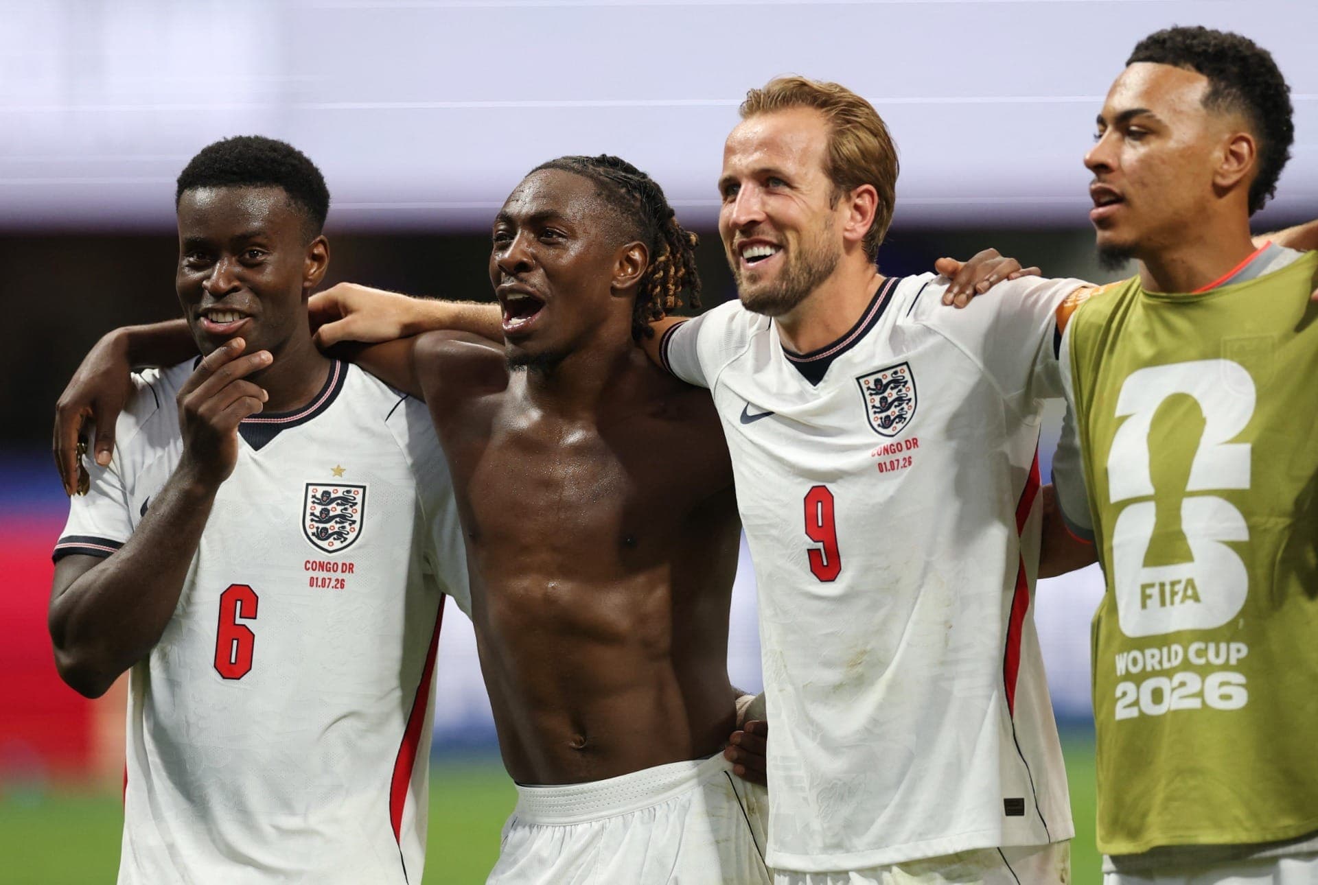 Inglaterra comemora classificação para a próxima fase da Copa do Mundo