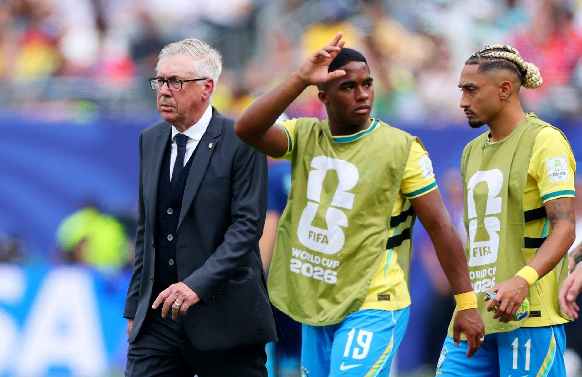 Endrick entra no segundo tempo para substituir Matheus Cunha
