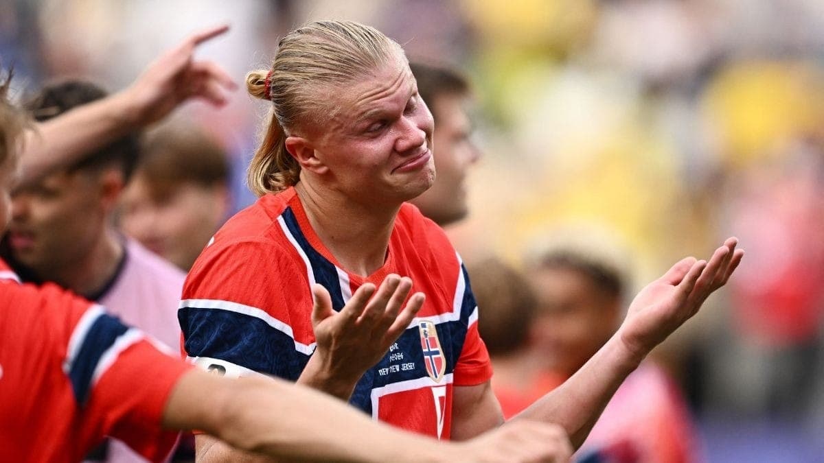 Erling Haaland comemora classificação da Noruega