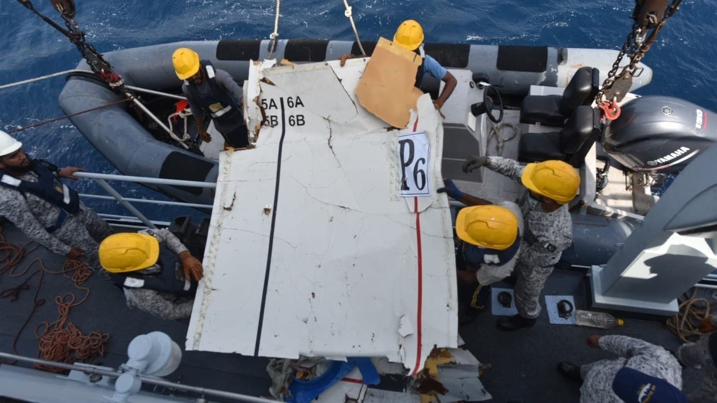 Destroços da aeronave foram localizados no Mar Arábico