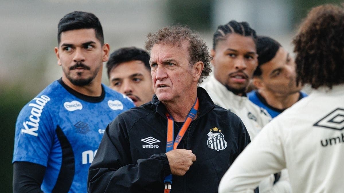Cuca, técnico do Santos