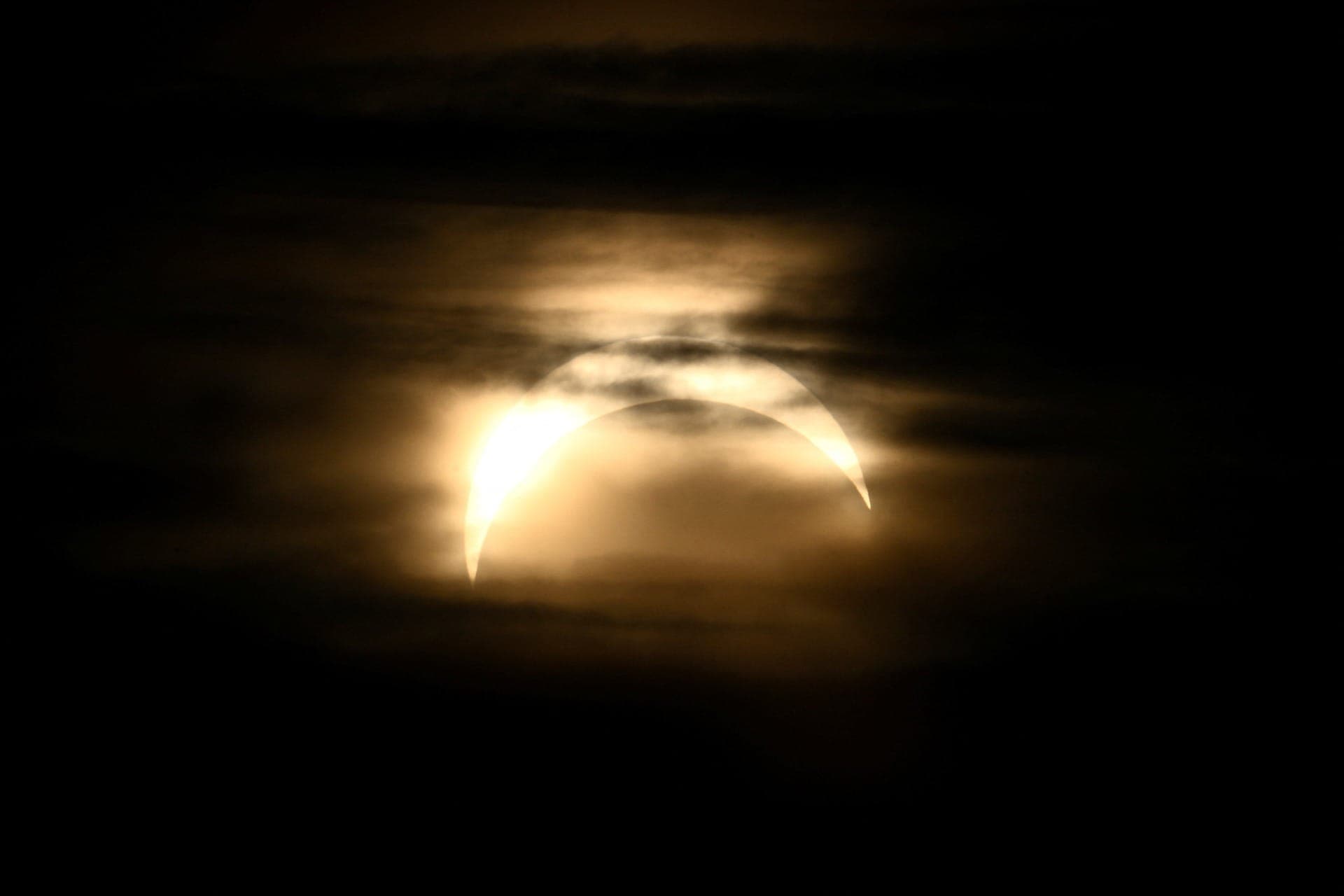 Eclipse solar observado em Estocolmo, na Suécia