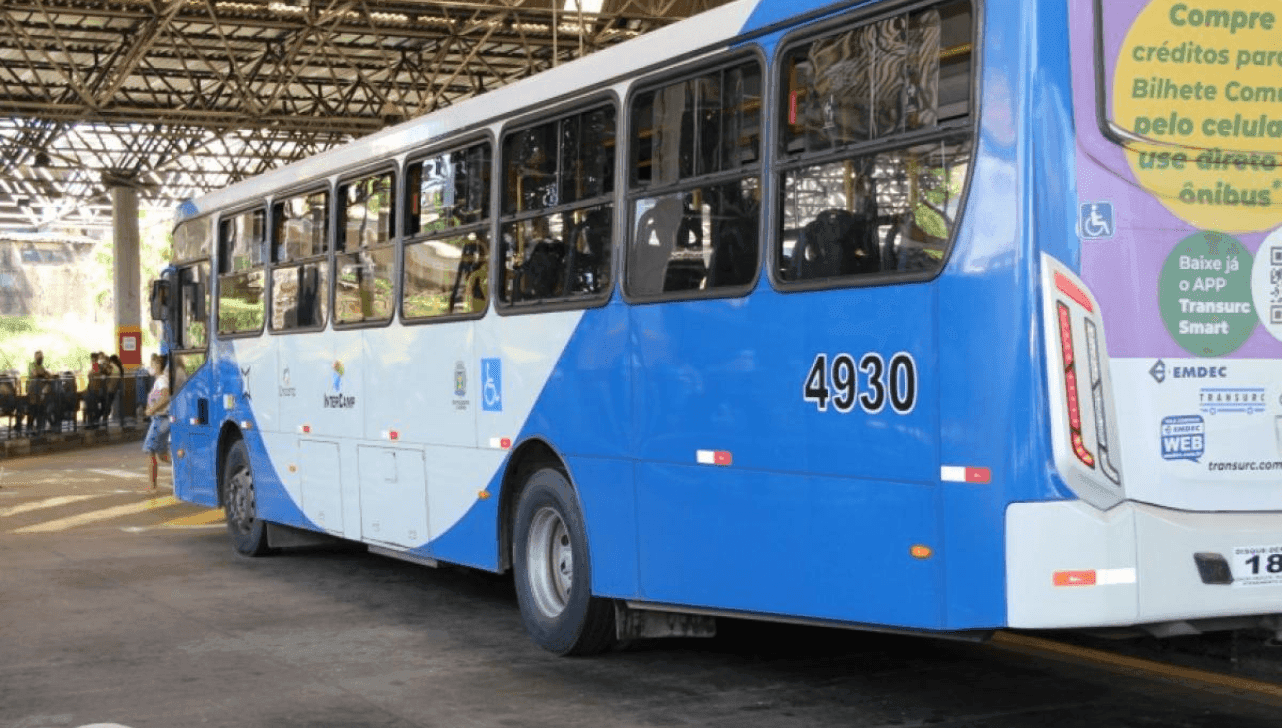Ônibus municipal da linha 161