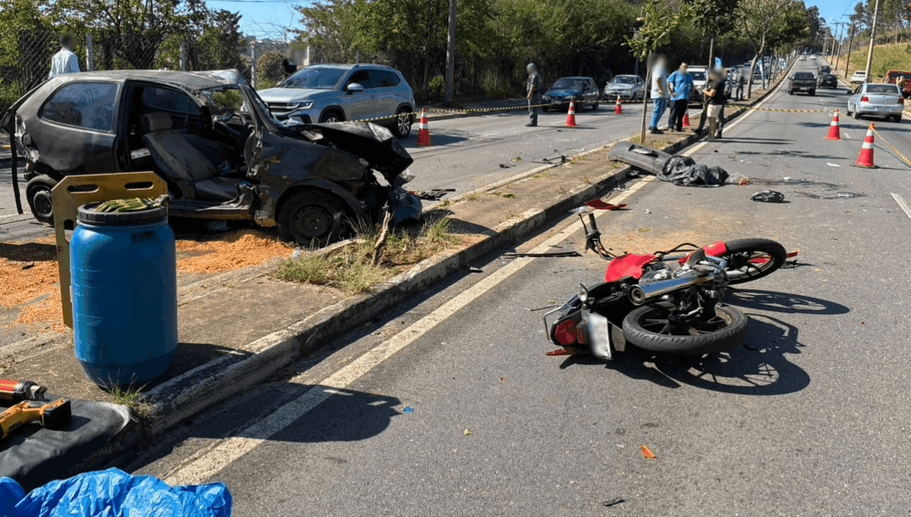 Acidente com quatro veículos deixa um morto em Várzea Paulista