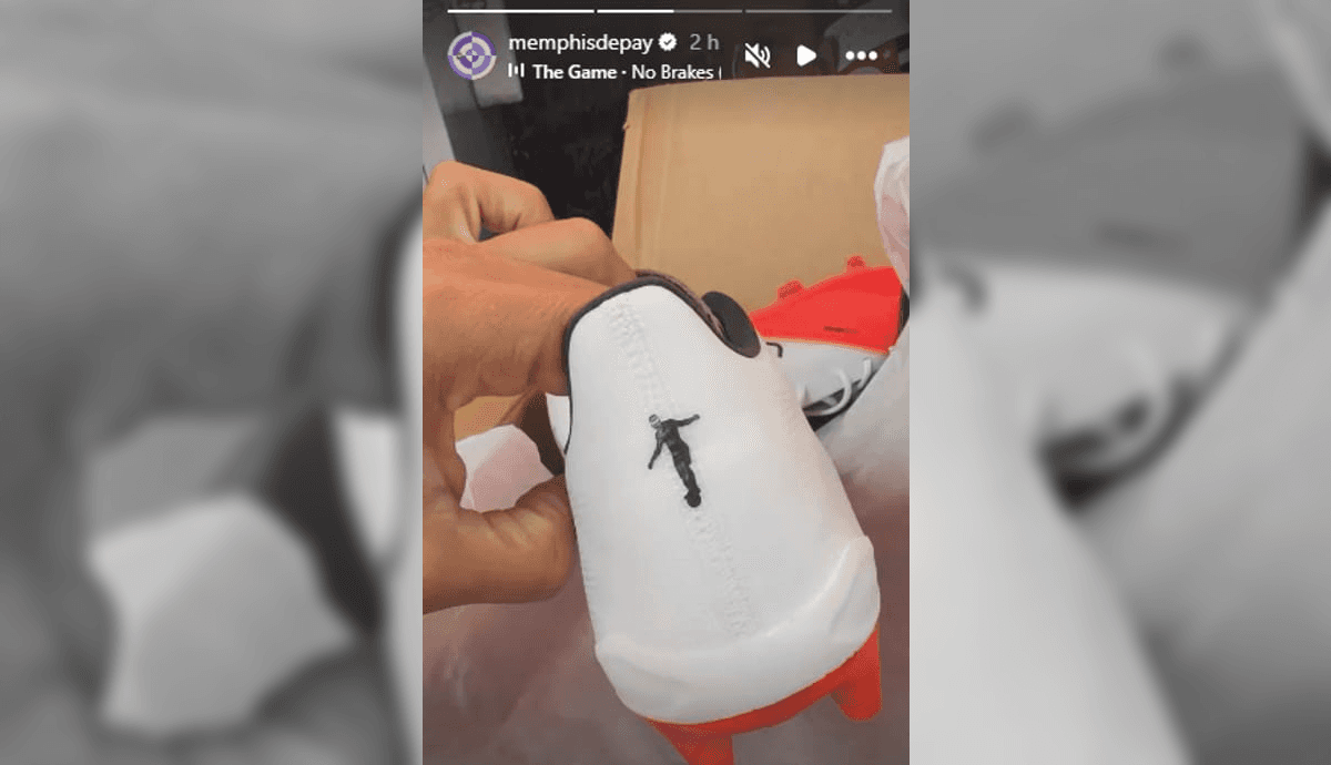 Chuteira de Memphis Depay